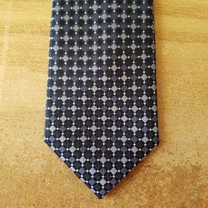 Donald J Trump Signature 100% Silk Tie